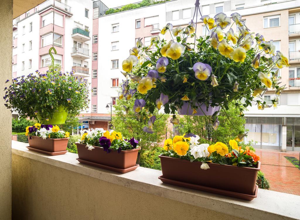 Lovely Corvin Apartment Budapest Extérieur photo